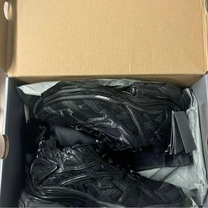 Balenciaga Runners Triple black